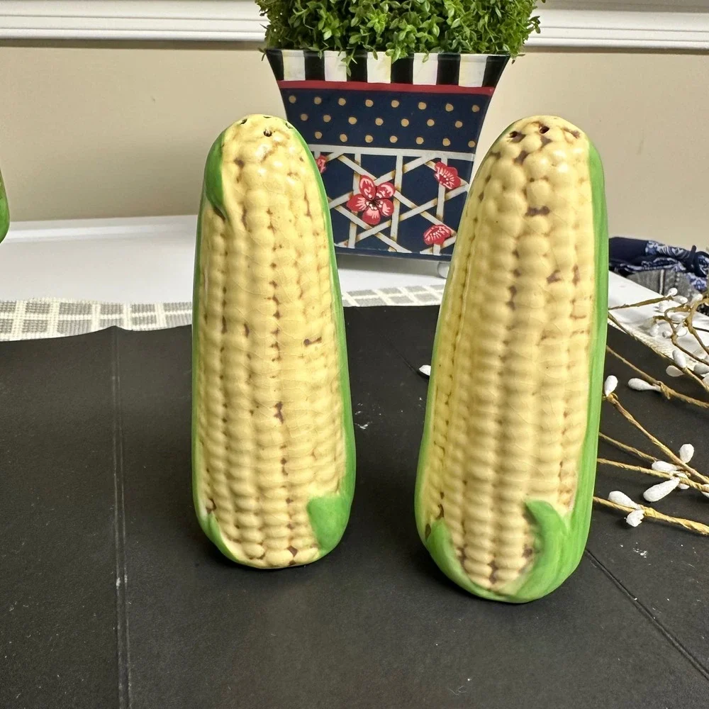 Vintage Set of Corn in Husk Pottery of‎ Jug Platter  Salt & Pepper Shakers Rare